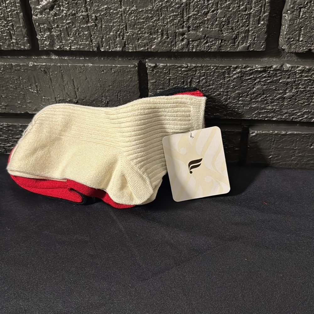 Fabletics 3-pack cloud sock. (C) - Picture 4 of 4
